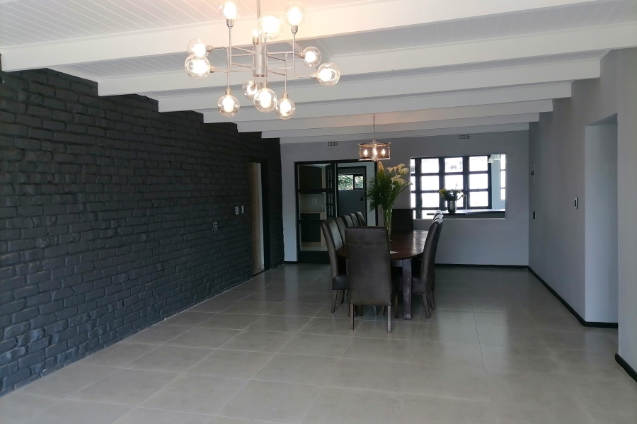 5 Bedroom Property for Sale in Stilbaai Wes Western Cape